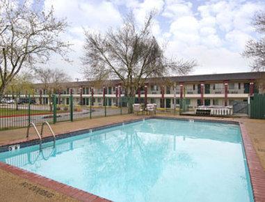 Days Inn By Wyndham Bryan College Station Exterior photo